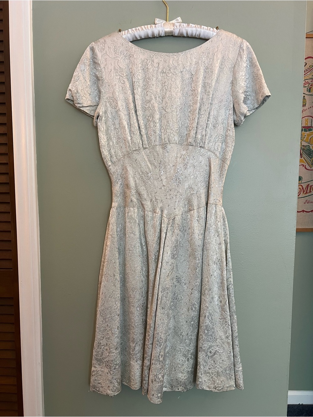 Vintage 1960s Metallic Silver Paisley Print Party Holiday Dress